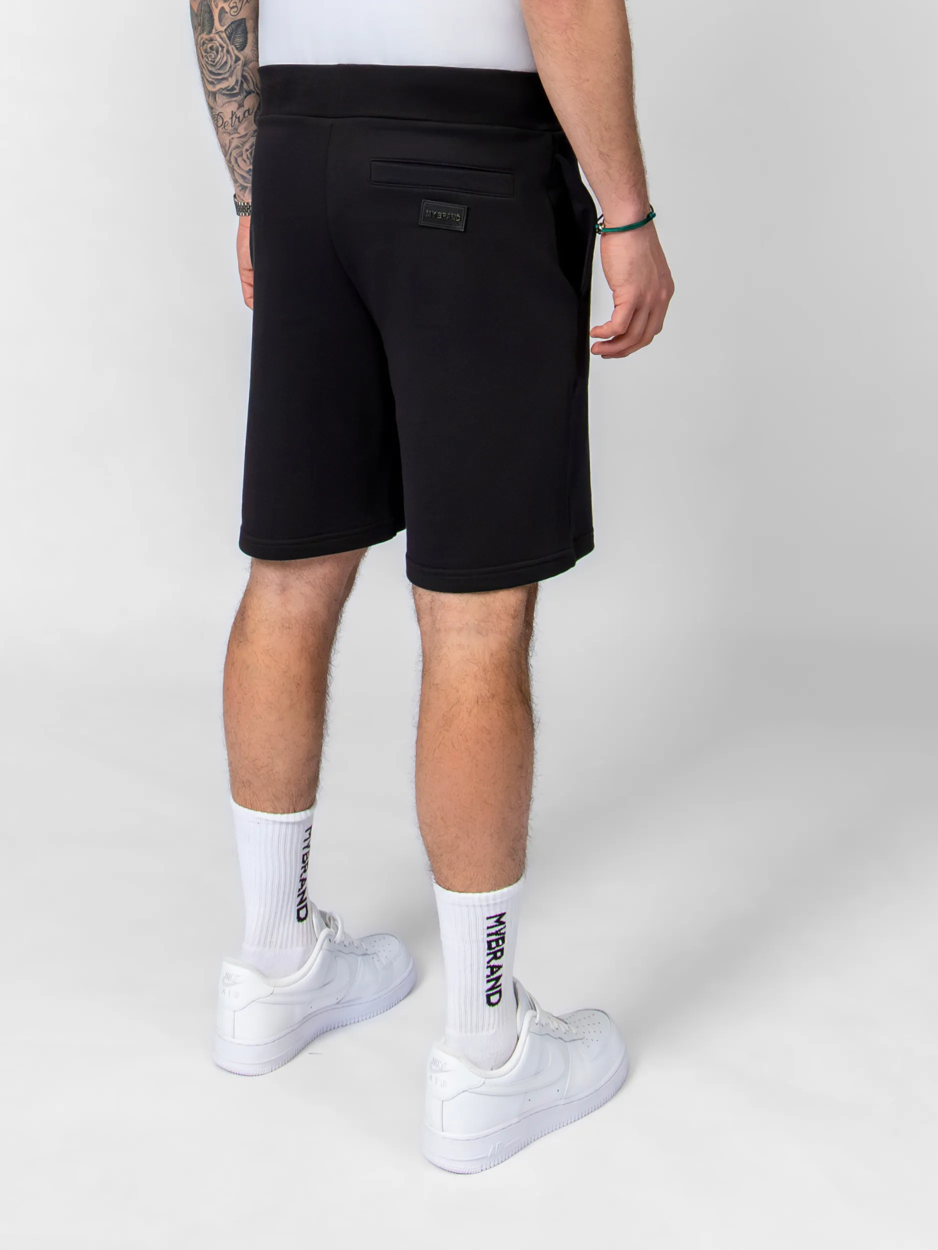 Luxury Club MYBRAND short | BLACK