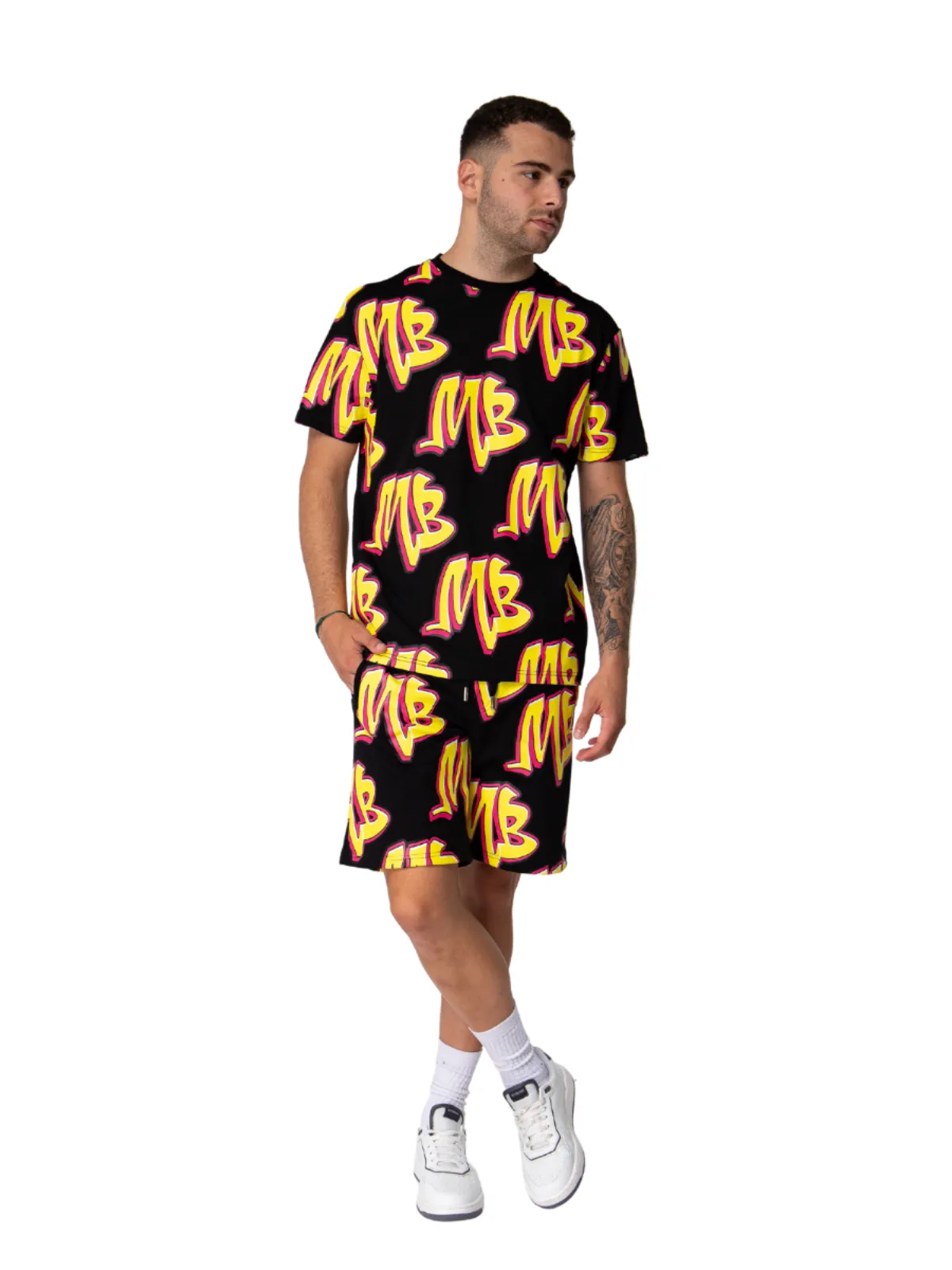 MB Graffiti Allover T-Shirts Black | BLACK