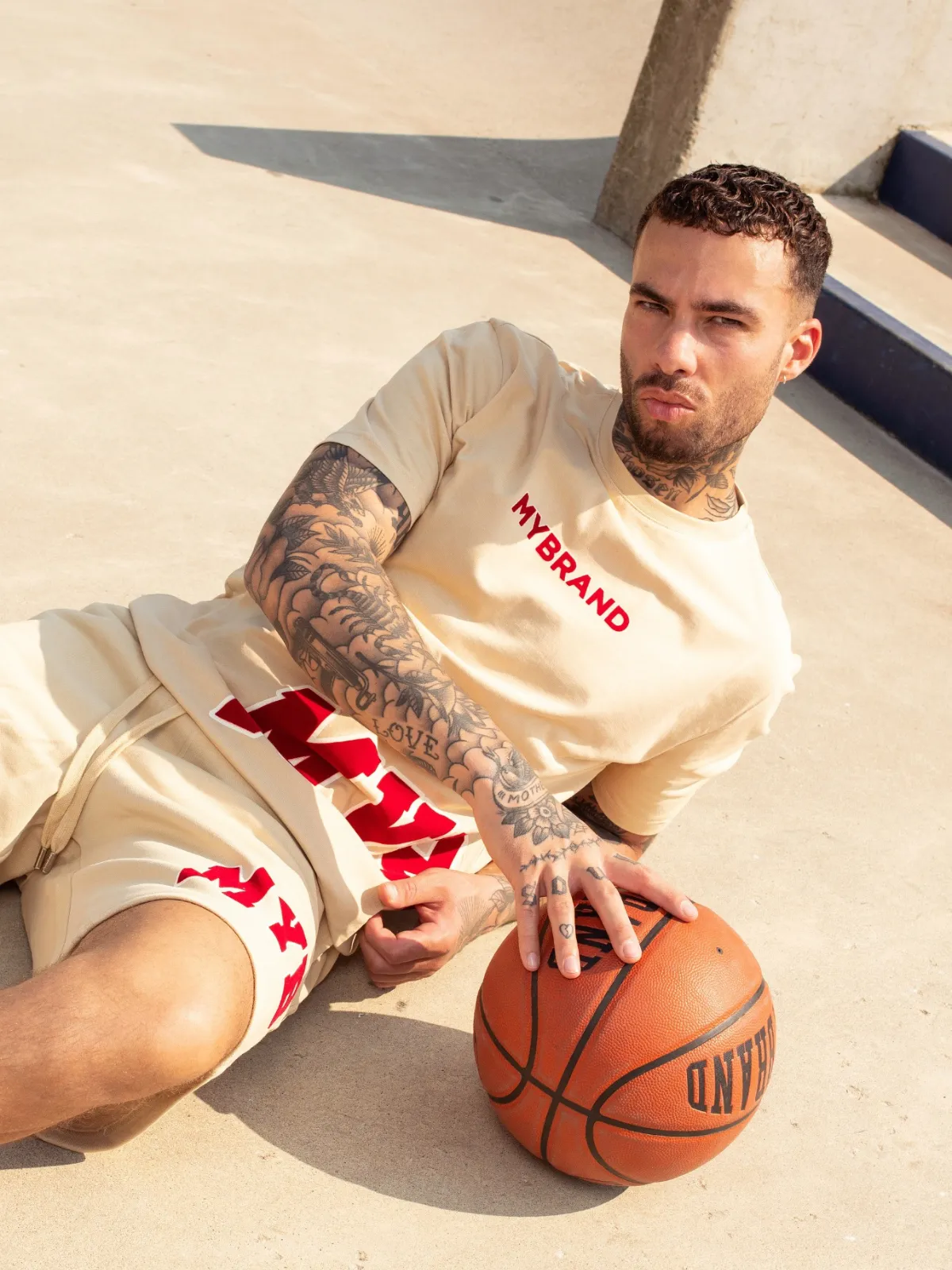 MYBRAND Bold Emblem Shirt Off-white/Blue | OFF-WHITE
